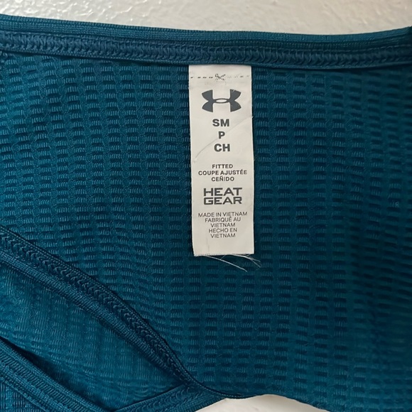 Under Armour • HeatGear Active Geometric Top • Women's size Small S - Picture 8 of 12